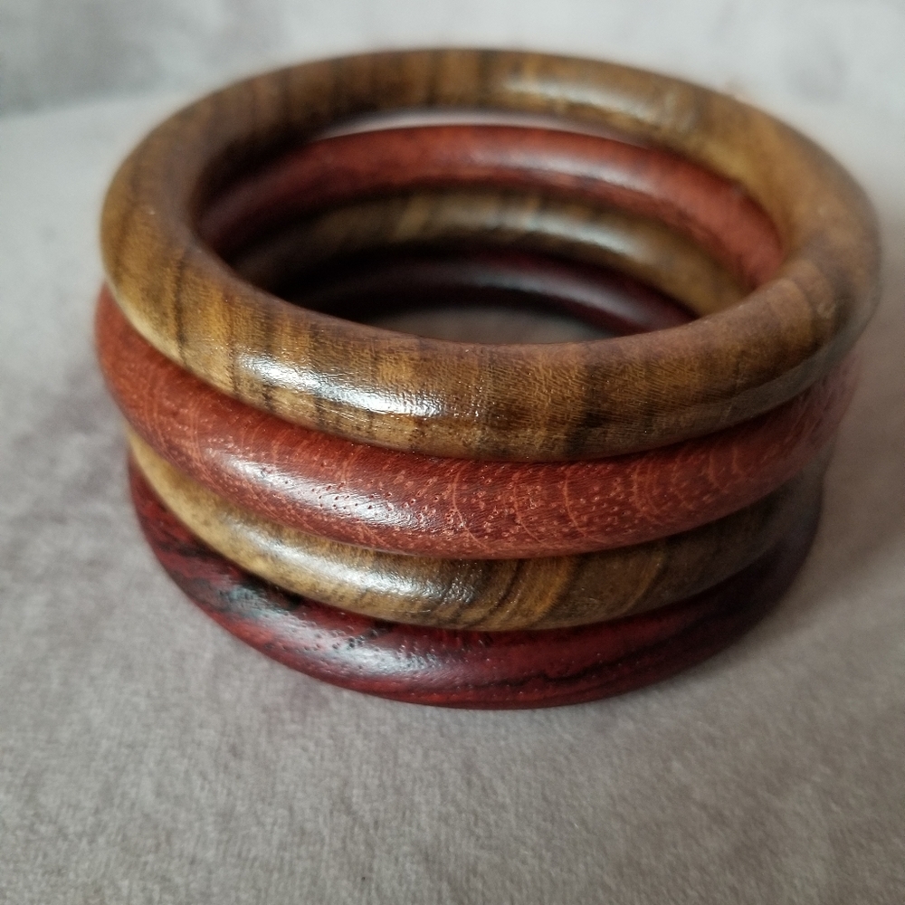 Red Sandalwood Bangle Set (SOLD)